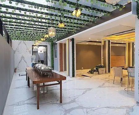 Hotel Mayfair Tower Calcutta Exterior foto